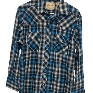Wrangler Men's Black and Blue Checkered Shirt.  Size M